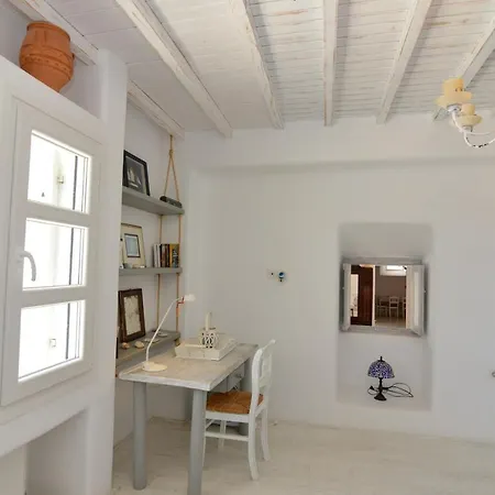 Mykonos 4 Bedroom Cycladic With Free Parking Villa