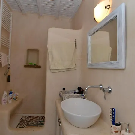 Mykonos 4 Bedroom Cycladic With Free Parking Villa