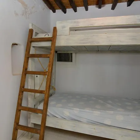 Mykonos 4 Bedroom Cycladic With Free Parking فيلة
