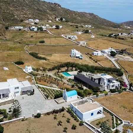 Mykonos 4 Bedroom Cycladic With Free Parking