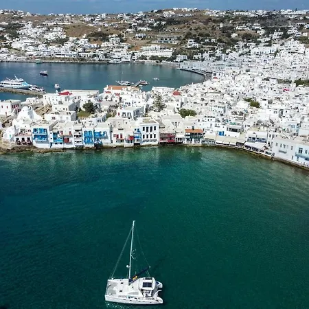 Mykonos 4 Bedroom Cycladic With Free Parking